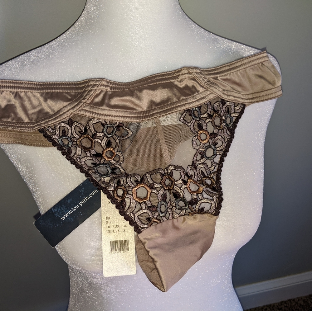 Lou Paris beige thong panties S